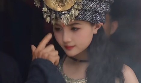 ggbet充值-麻阳龙舟队训练备战龙超，出征时会抬龙舟到河边，曾因手推肩扛50公里硬核护送火出圈|潇湘晨报·晨视频|龙舟比赛|湖南省|怀化市|活动_新浪体育_新浪新闻