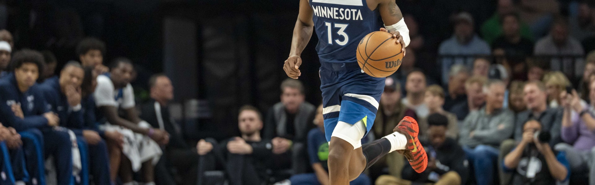 ggbet中国官网-替补奇兵！道苏姆上半场6中6&amp;三分球3中3砍15分3篮板 正负值+18