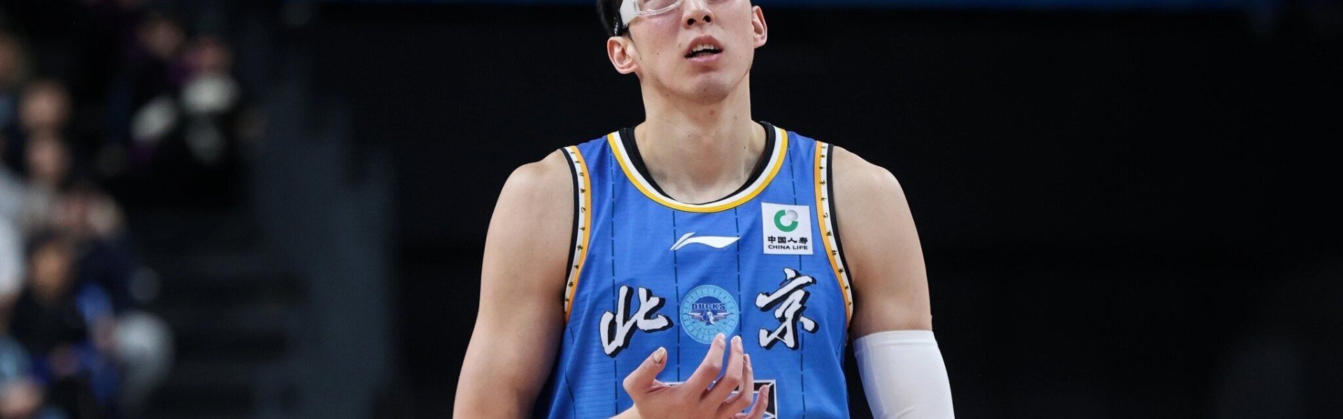 ggbet365-表现一般！周琦6中3仅拿9分10板1助 3失误3犯规